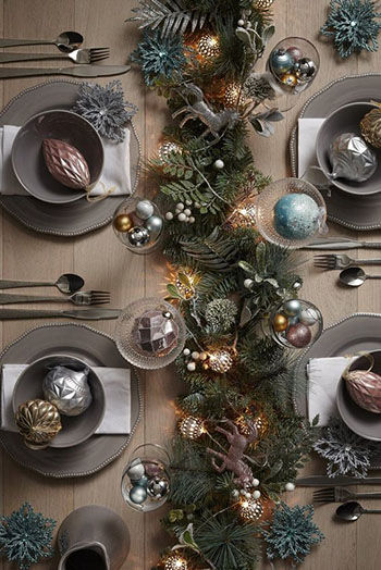 Milieux de tables de Noël fleuri